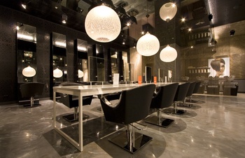 Nieuwe naam luxe salon, Rotterdam