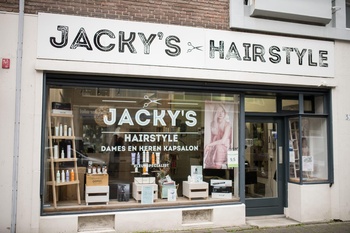Jacky's hairstyle, Rotterdam