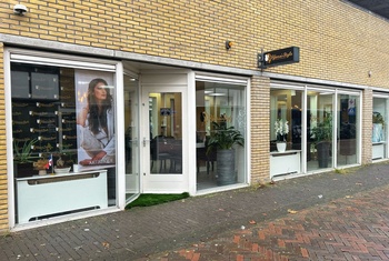 Yensi Style, Almere Buiten