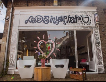 Loveisinyourhair, Breda