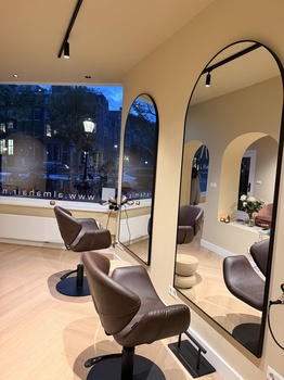 Alma by Jose Lopez Hair studio, Amsterdam
